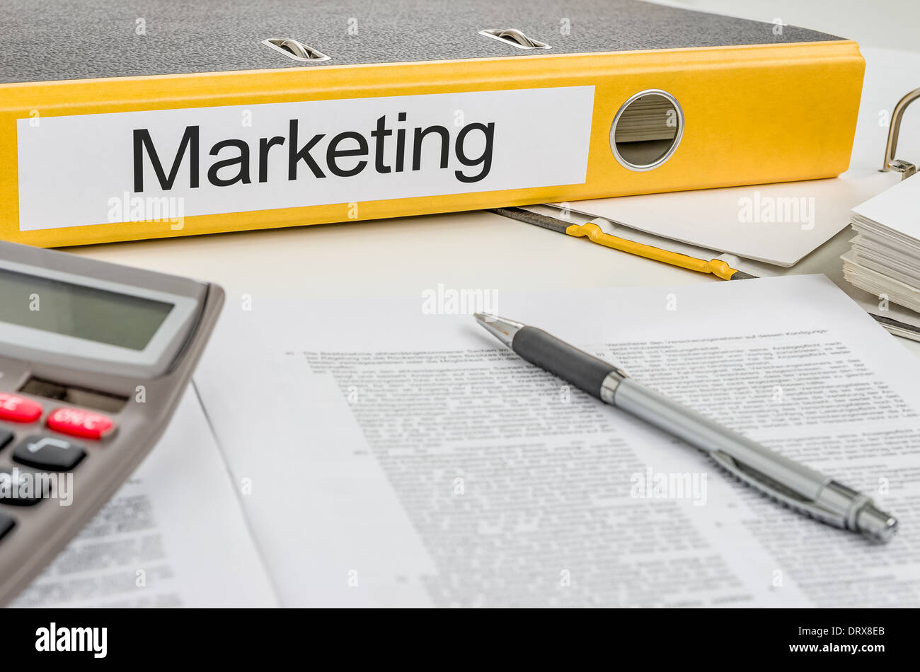 Cartella con l'etichetta di Marketing Foto Stock