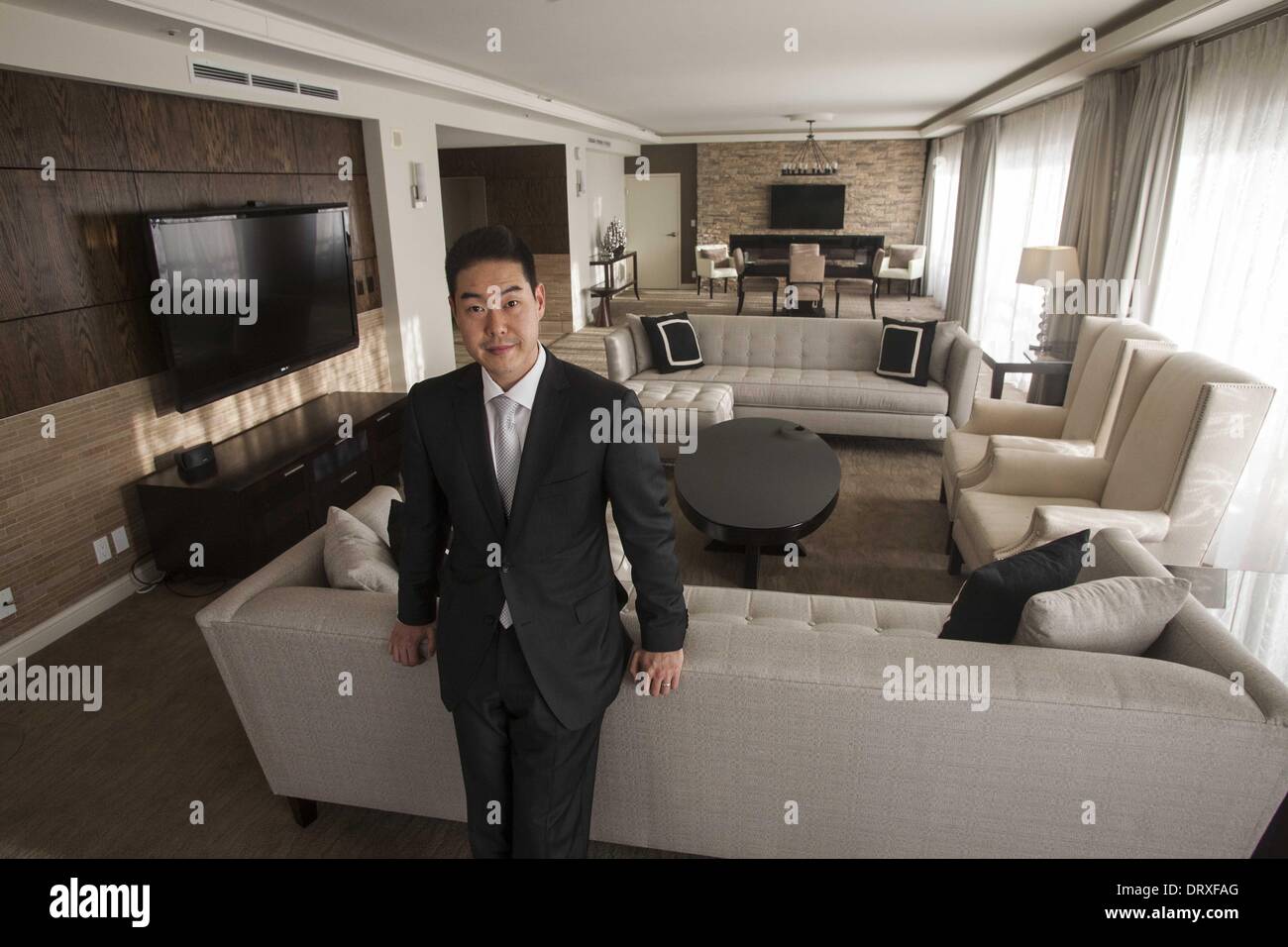 Los Angeles, California, USA. 28 gen 2014. Steve Choe, General Manager di Hotel Intercontinental Los Angeles Century City. © Ringo Chiu/ZUMAPRESS.com/Alamy Live News Foto Stock