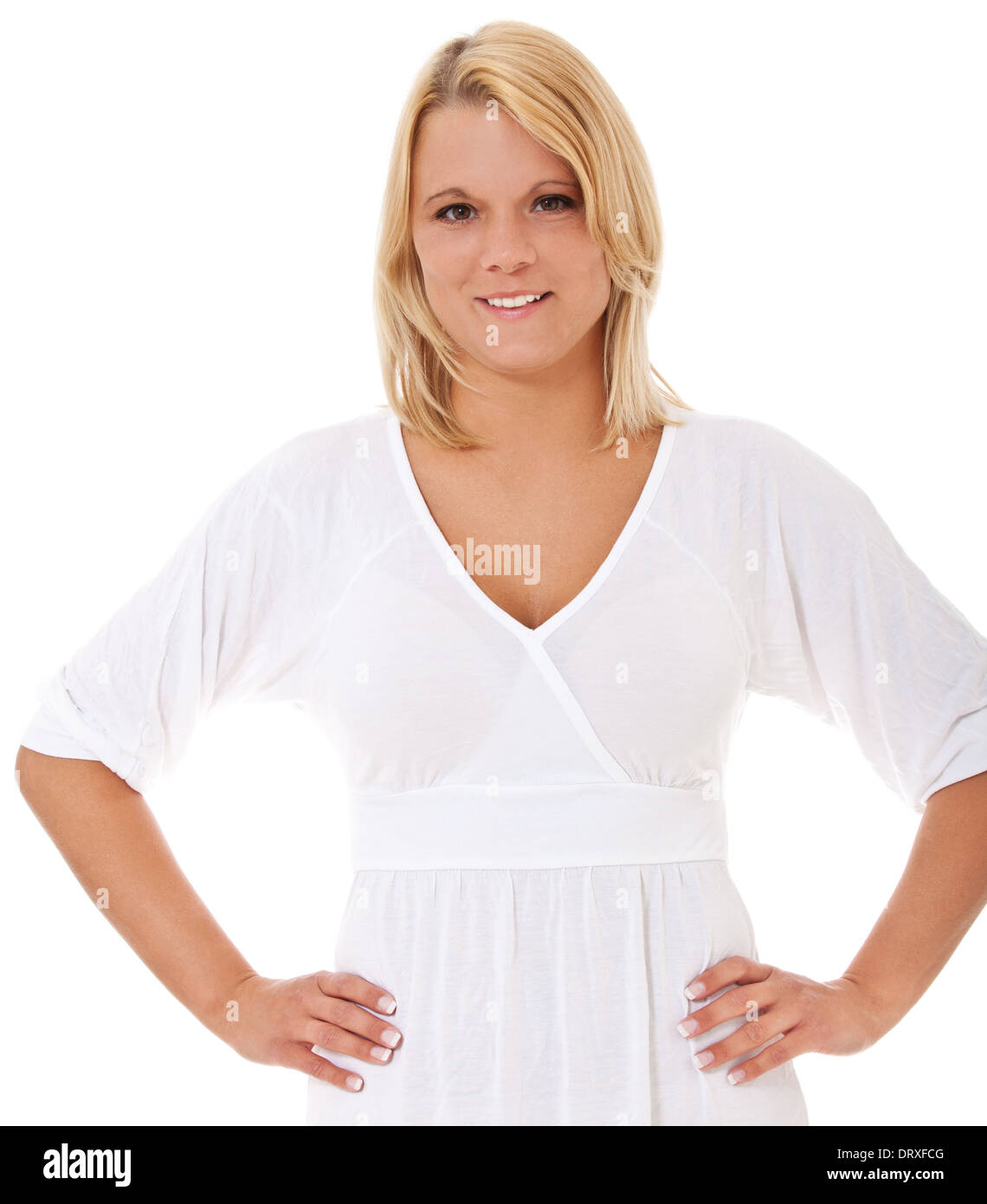 Attraente giovane donna in luce gli abiti estivi. Tutto su sfondo bianco. Foto Stock