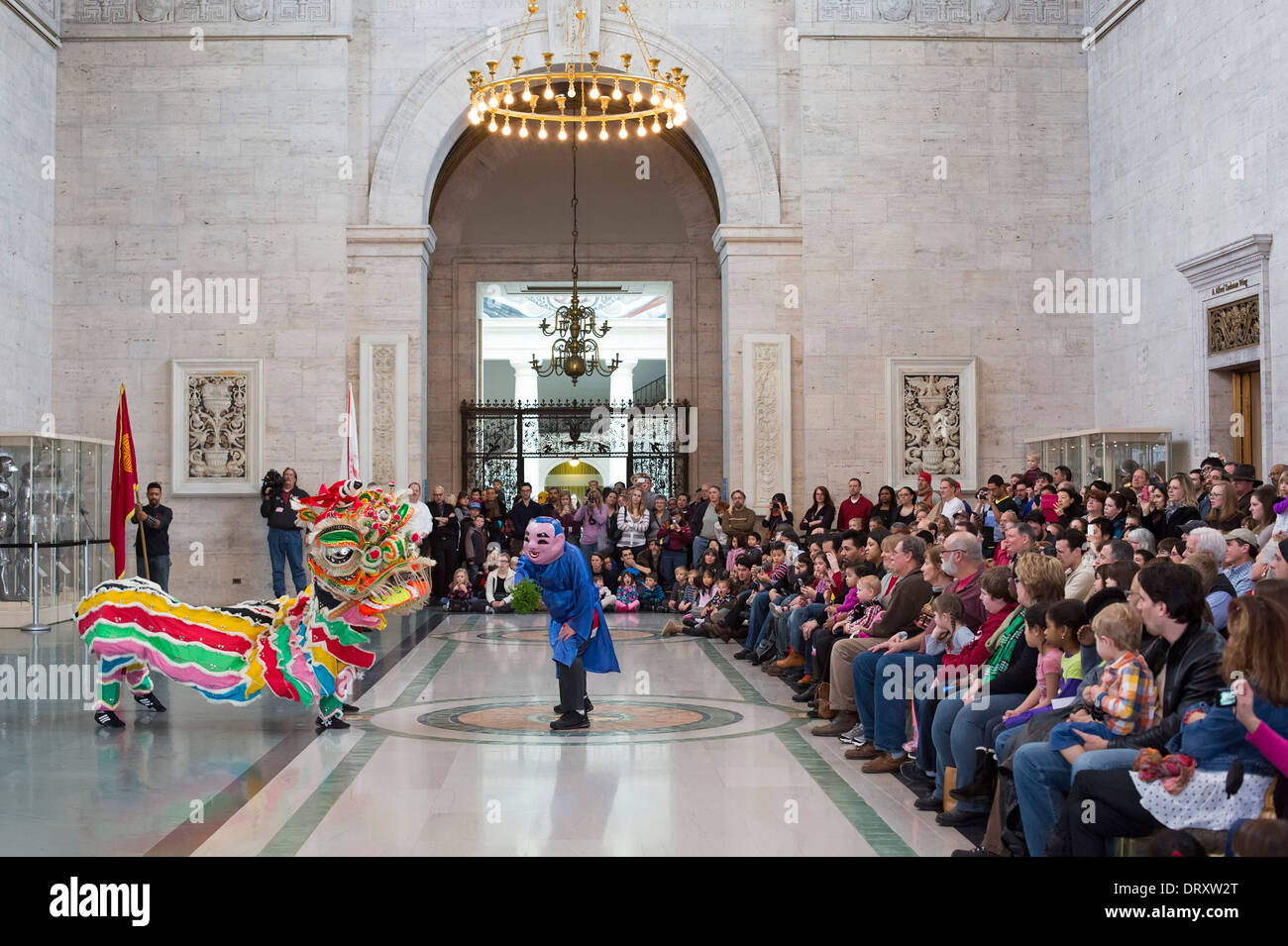 Lo stile del sud la danza del Leone per il Capodanno cinese al Detroit Institute of Arts Foto Stock