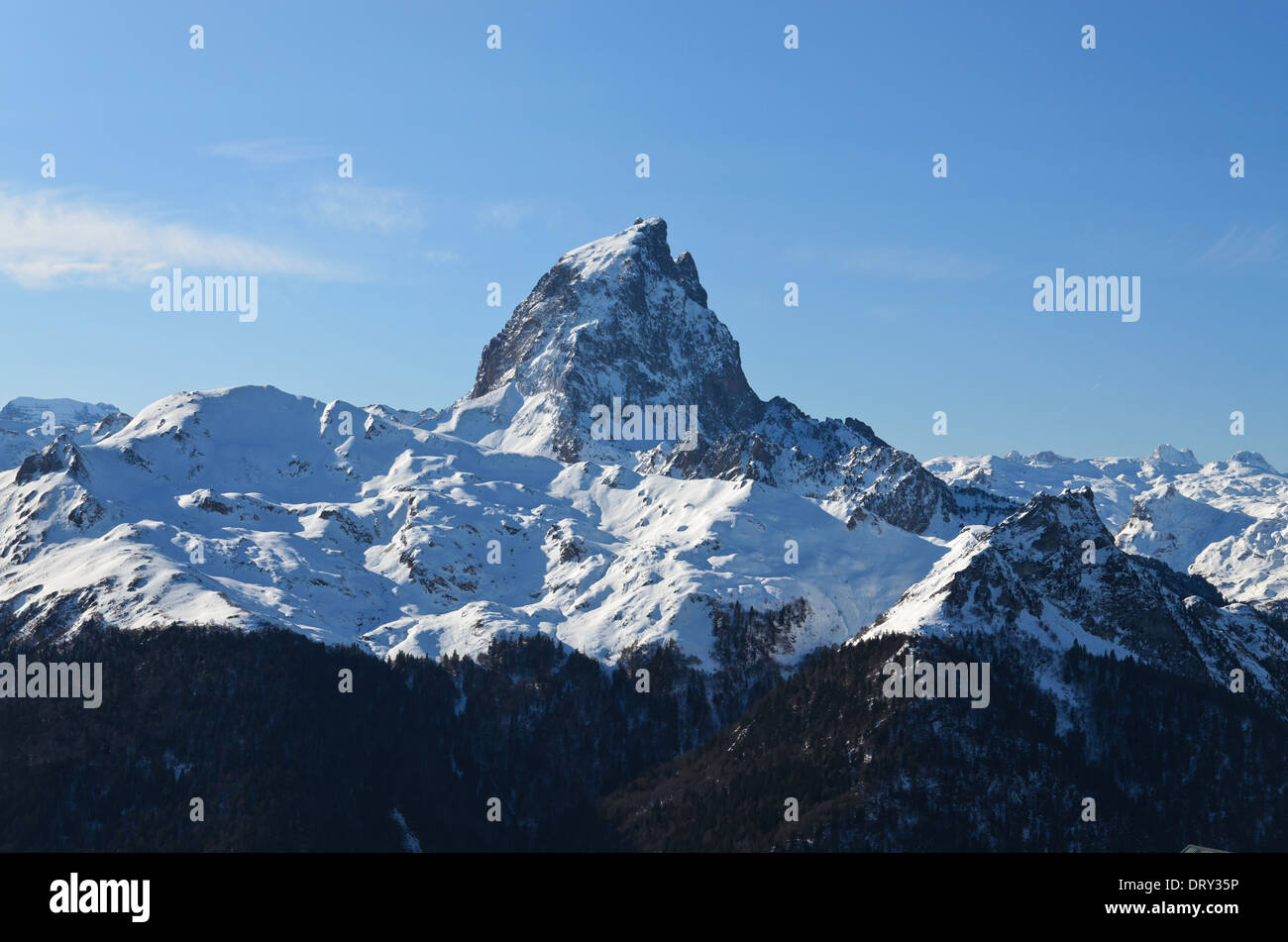 Il Pic du Midi d'Ossau nei Pirenei francesi Foto Stock