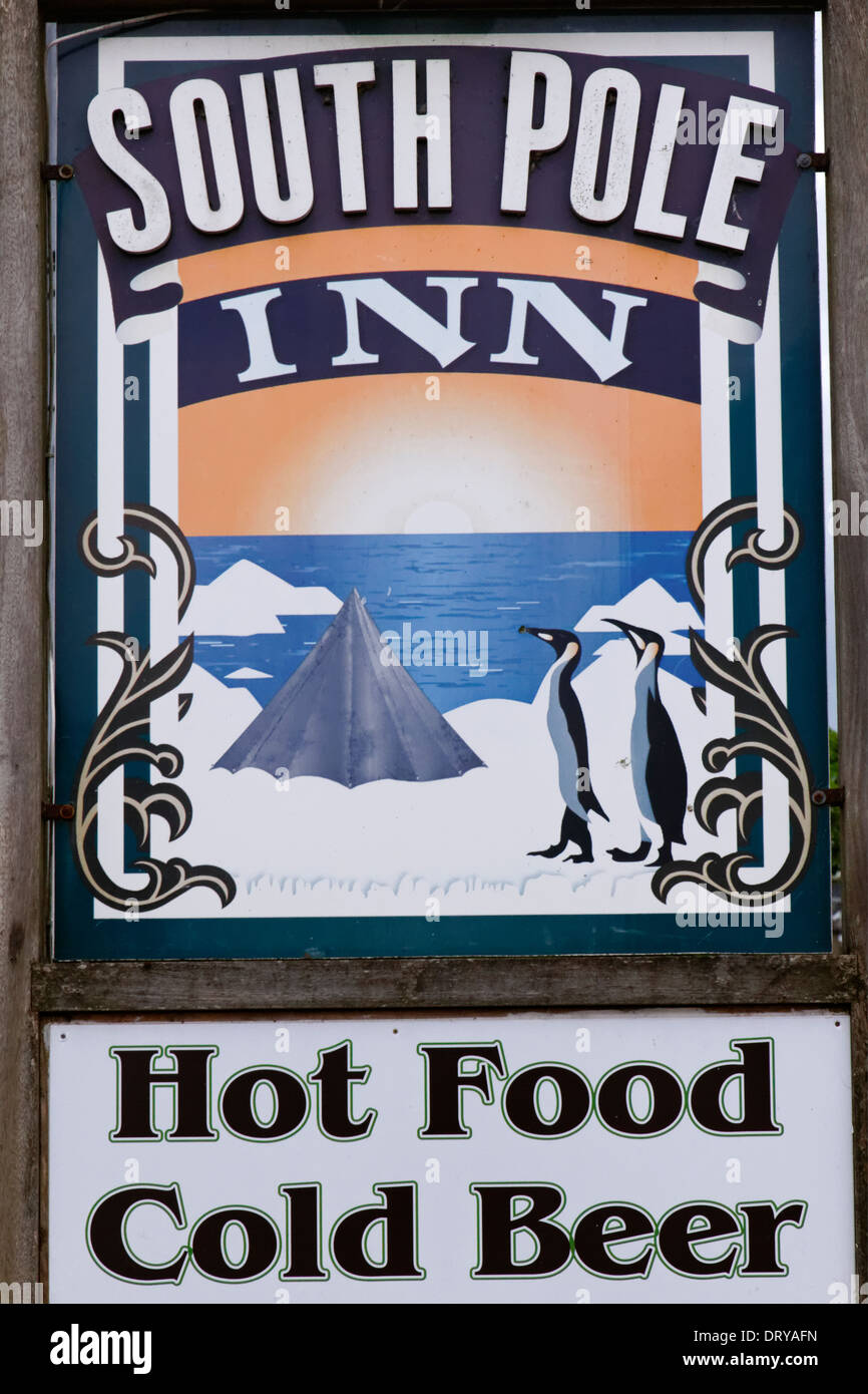 Il polo sud Inn, di proprietà di Tom Crean, in Anascaul nella Contea di Kerry, Irlanda Foto Stock