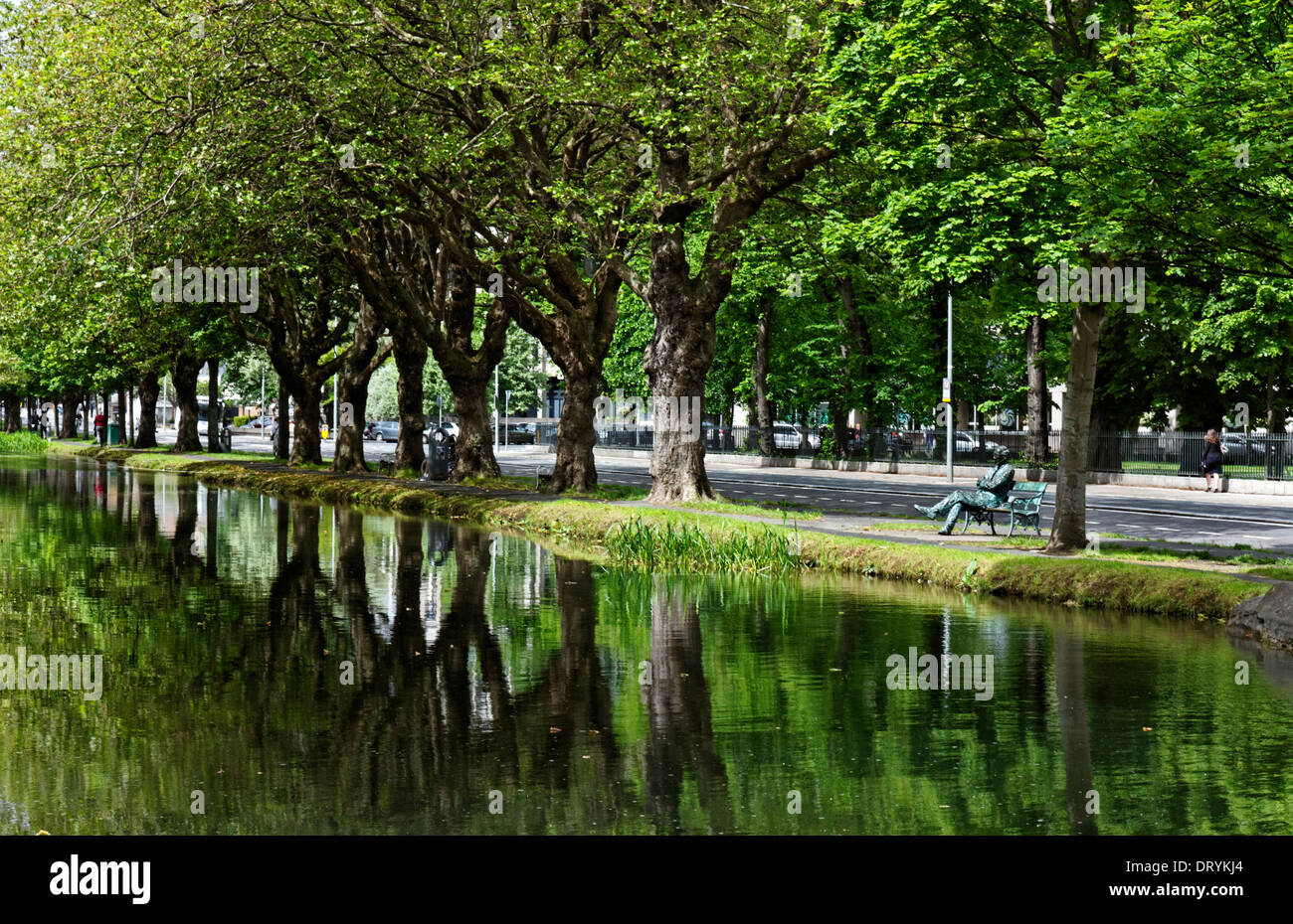 Il canale a Dublino, Irlanda Foto Stock