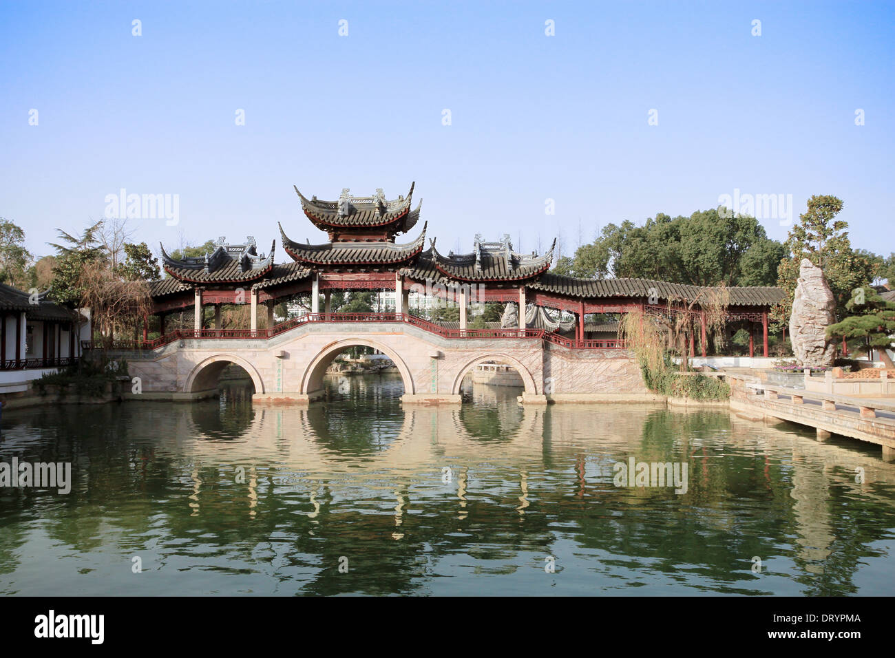 Cinese tradizionale giardino Foto Stock