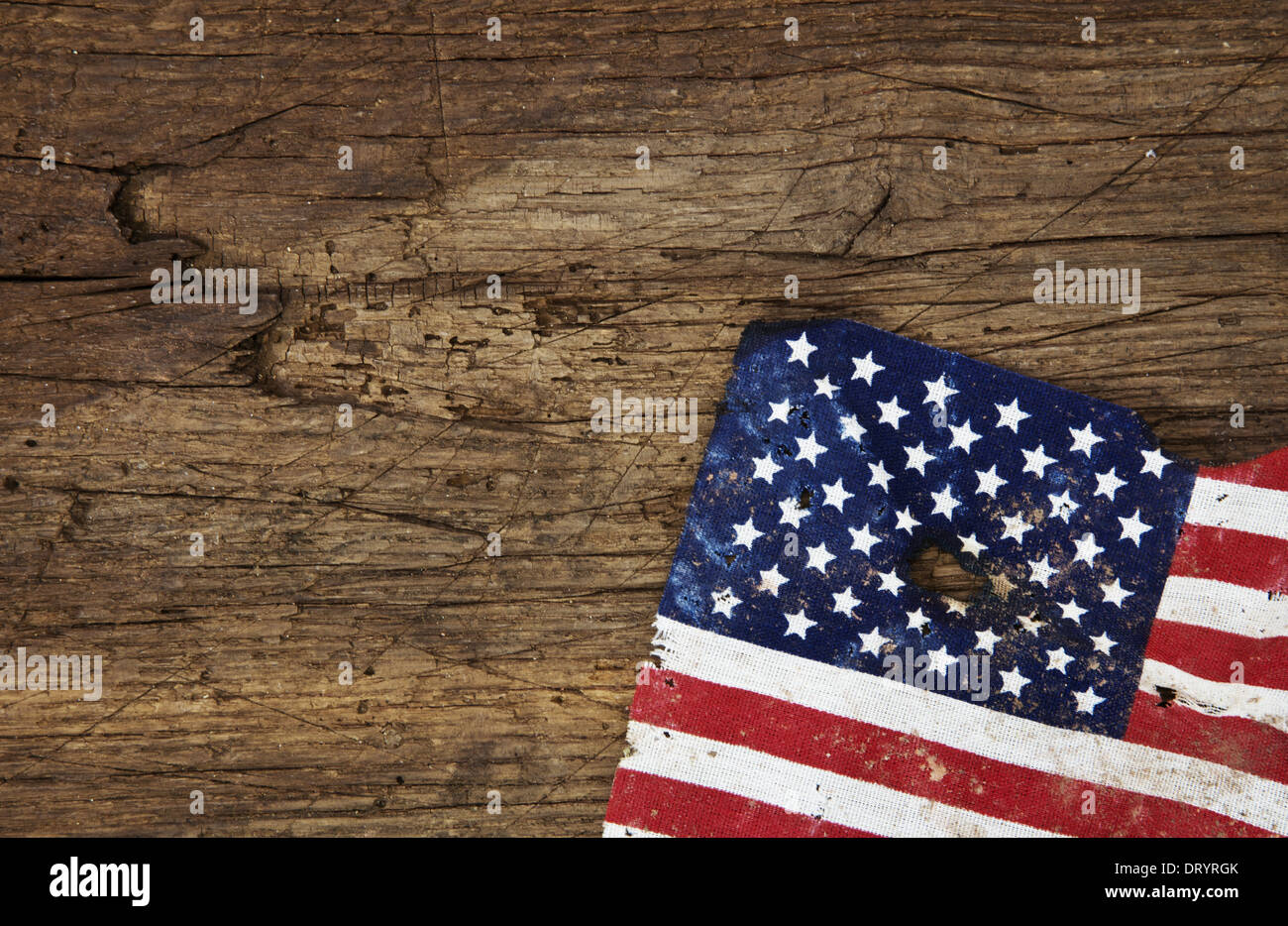 Robusto bandiera degli Stati Uniti d'America su sfondo di legno. Foto Stock
