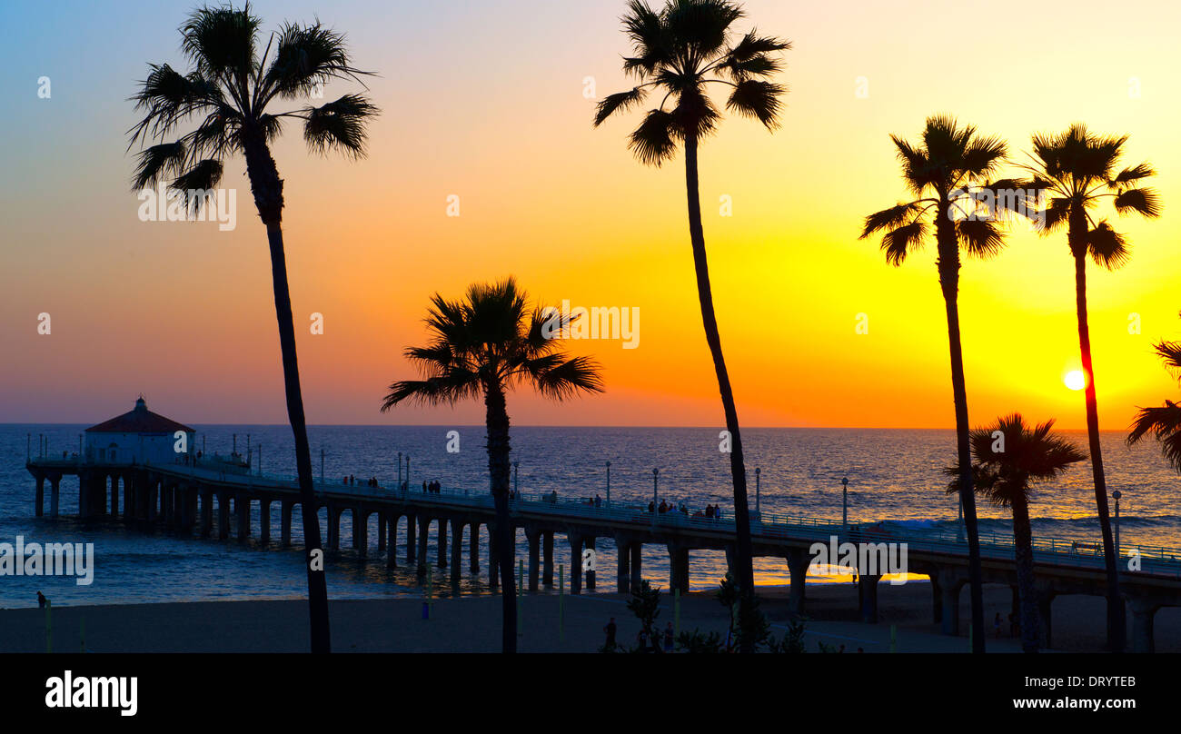 Manhattan Beach Pier al tramonto, Los Angeles County, California USA Foto Stock