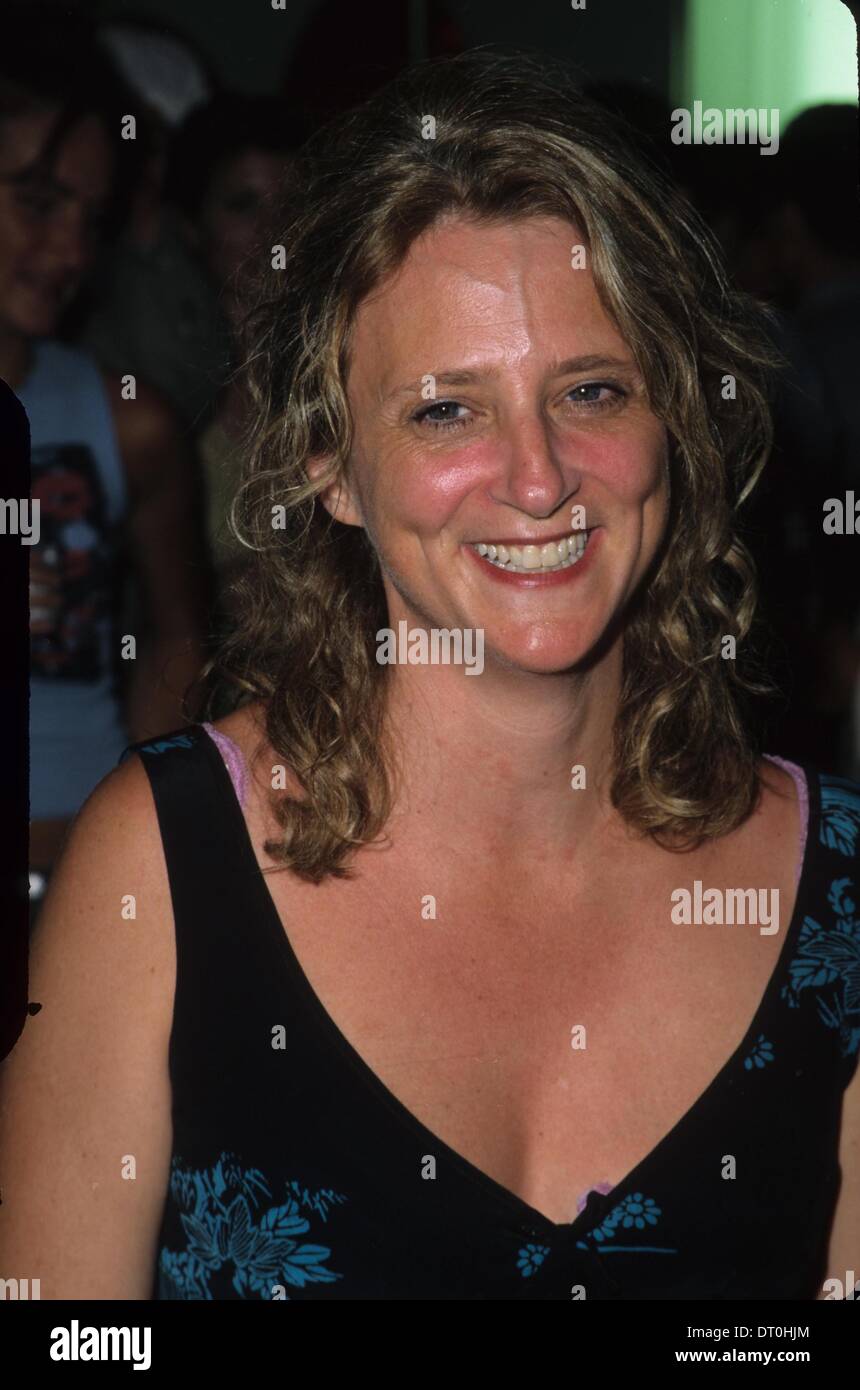 NANETTE LEPORE.Shop nota (Crystal Clear) Sorie illustre apertura - Clelebrate la visione in New York 2001.k22205HMC (credito Immagine: © Henry Mcgee/Globe foto/ZUMAPRESS.com) Foto Stock