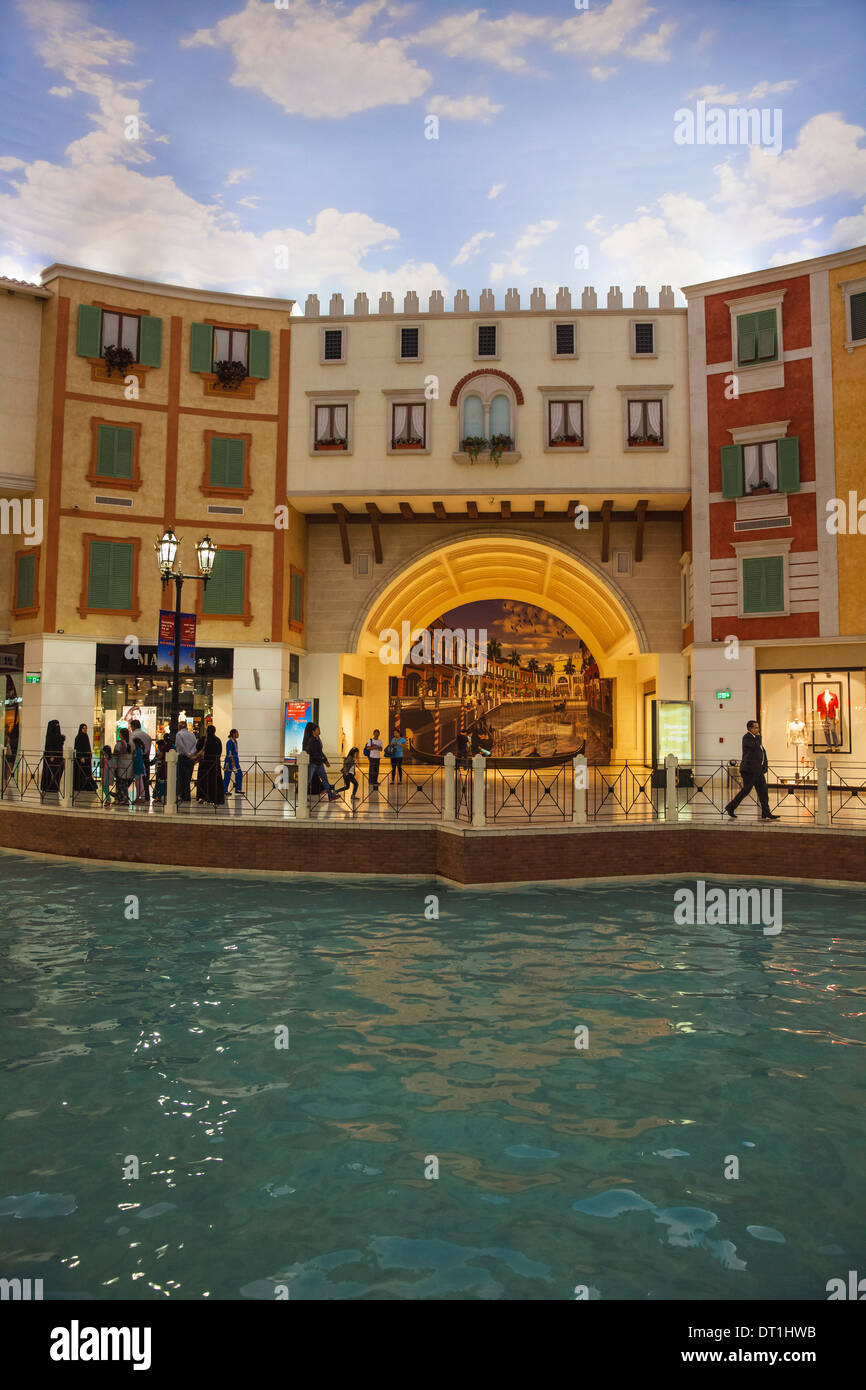 Villaggio Mall, Doha, Qatar, Medio Oriente Foto Stock