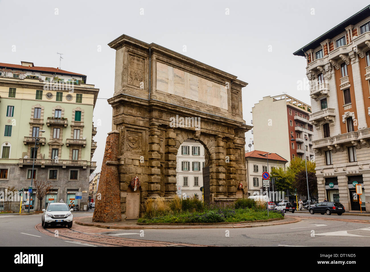 La Porta Romana, Porta Romana, Milano, Lombardia, Italia, Europa Foto stock  - Alamy