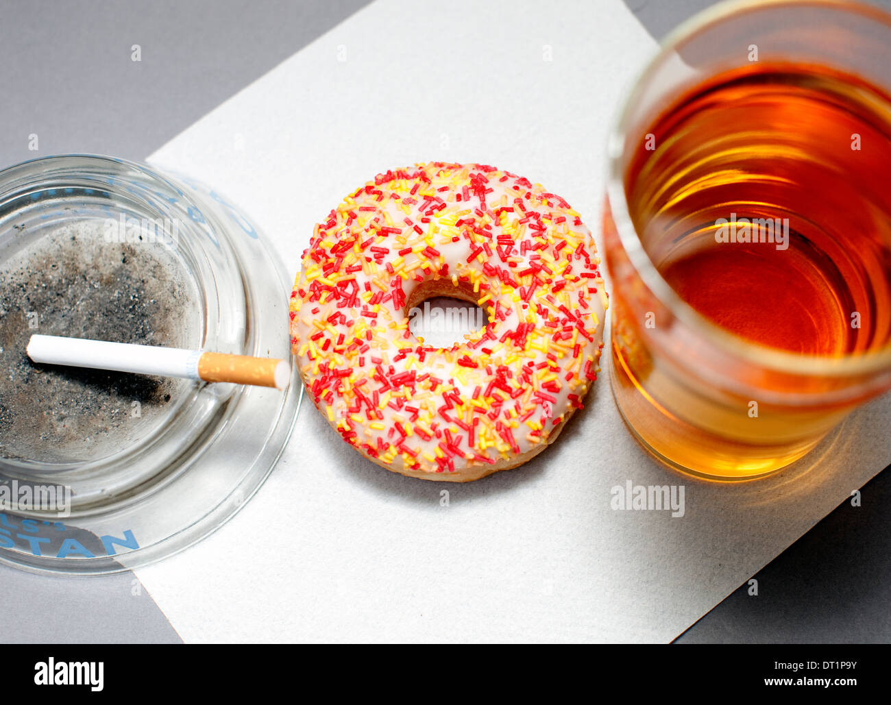 Il fumo, zucchero, grassi e alcol cause più comuni di problemi di salute, Londra Foto Stock