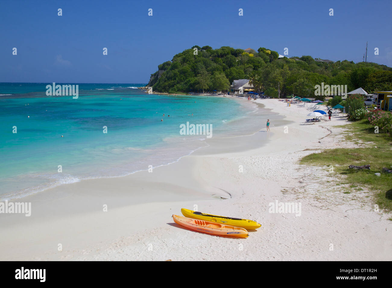 Long Bay e la spiaggia, Antigua, Isole Sottovento, West Indies, dei Caraibi e America centrale Foto Stock