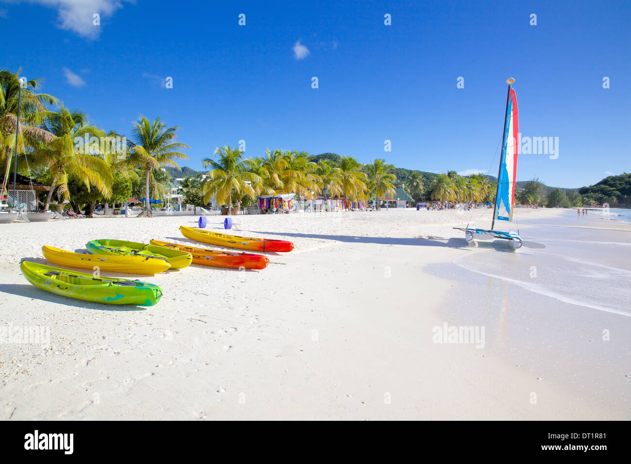 Spiaggia, Jolly Harbour, Santa Maria, Antigua, Isole Sottovento, West Indies, dei Caraibi e America centrale Foto Stock