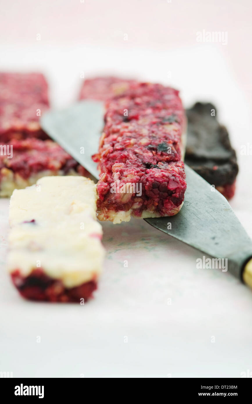 Vitamin Bar al cioccolato bianco e frutti di bosco Foto Stock