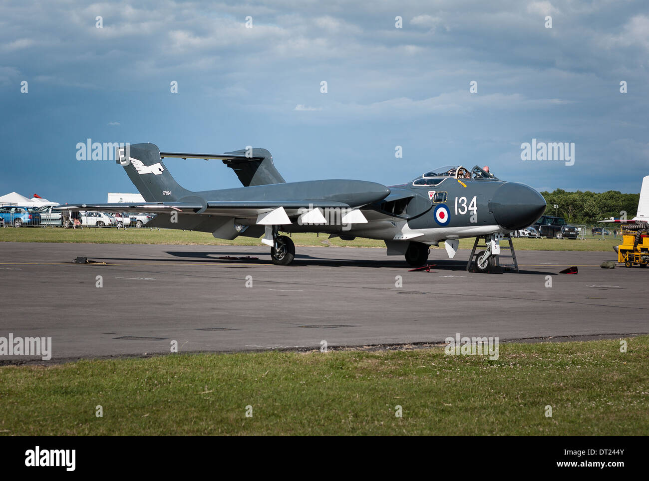 Ex-RNA Sea Vixen jet da combattimento a livello pubblico air show NEL REGNO UNITO Foto Stock