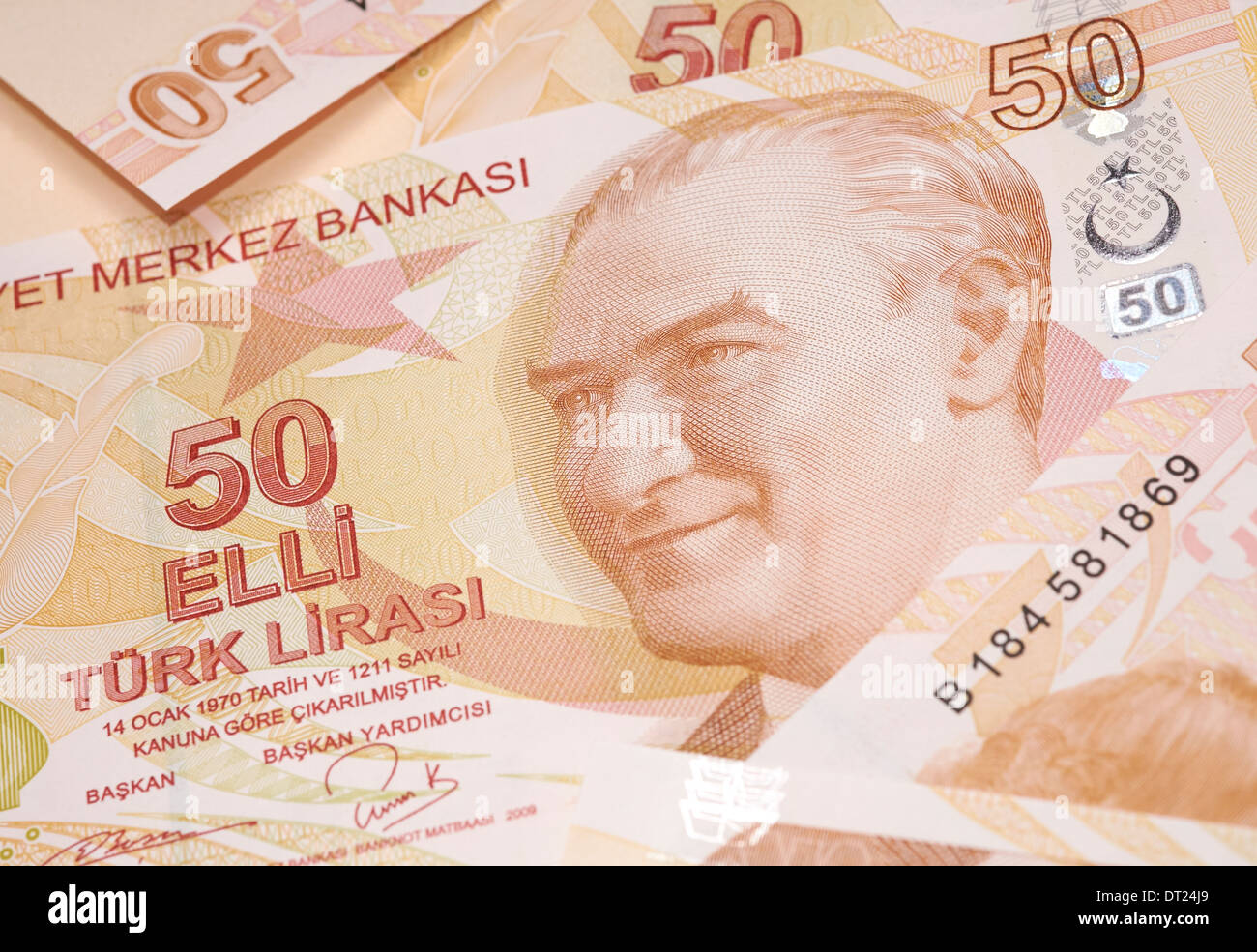 Valuta turca, una chiusura di un palo di 50 lire note. Foto Stock