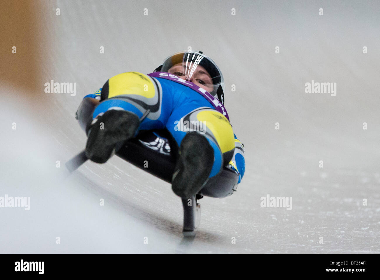 Sochi, Russia. 06 feb 2014. Olena STETSKIV dell'Ucraina in azione durante un corso di formazione ufficiale eseguito per la donna Luge evento al Sanki Centro di scorrimento , XXII Giochi Olimpici Invernali, Sochi, Russia Credito: Azione Sport Plus/Alamy Live News Foto Stock