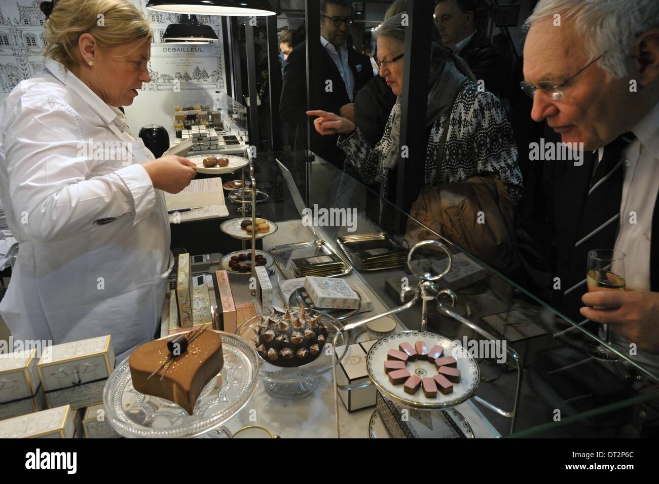 Bruxelles, Belgio. 6 febbraio, 2014. Il Salon du cioccolato inizia a Bruxelles, Belgio, Giovedì, 6 febbraio 2014. © Jakub Dospiva/CTK foto/Alamy Live News Foto Stock
