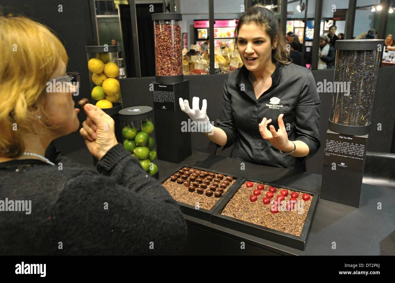 Bruxelles, Belgio. 6 febbraio, 2014. Il Salon du cioccolato inizia a Bruxelles, Belgio, Giovedì, 6 febbraio 2014. © Jakub Dospiva/CTK foto/Alamy Live News Foto Stock
