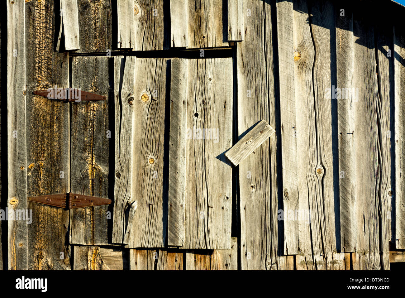 Fienile Rustico dettagli con una porta Foto Stock
