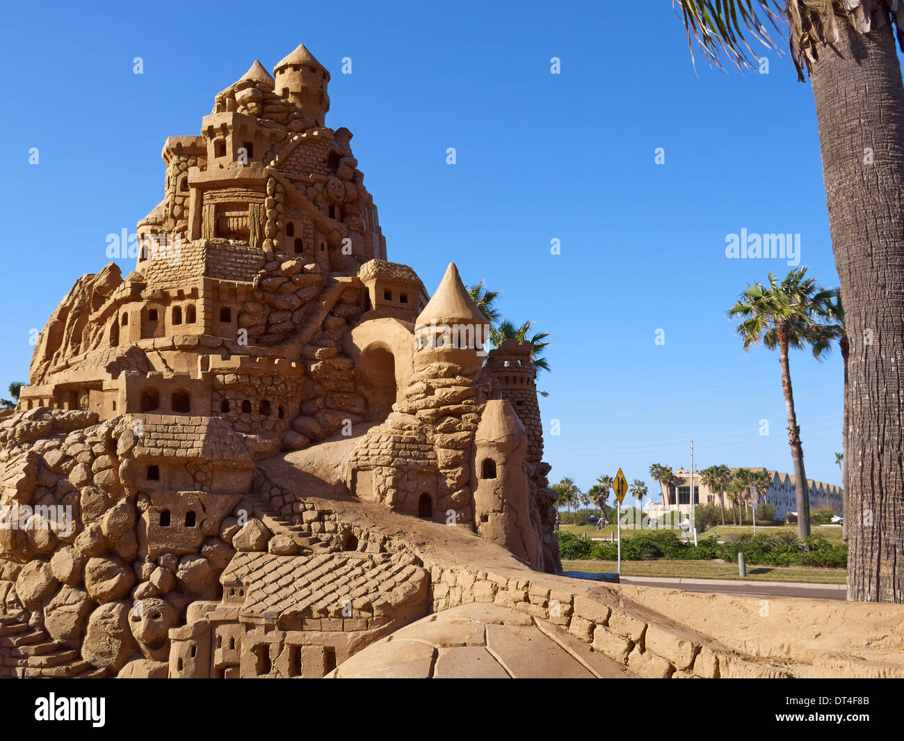 Castello di sabbia presso il centro visitatori su South Padre Island, Texas Foto Stock