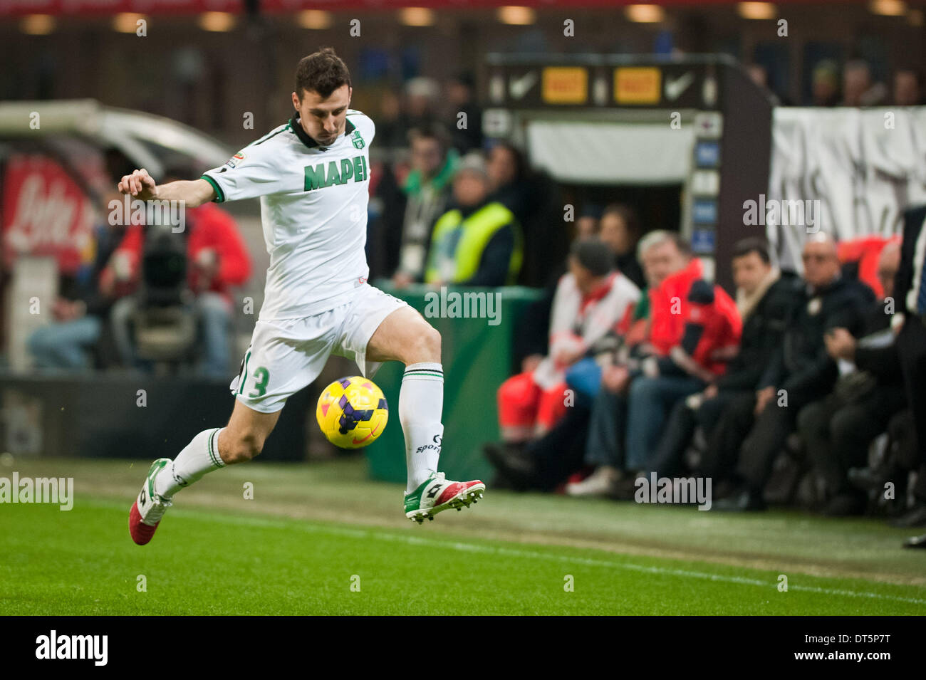 Milano, Italia. Il 9 febbraio, 2014. Longhi Alessandro (Sassuolo) durante la Serie Amatch tra Inter vs Sassuolo, su 09 Febbraio, 2014. Foto: Adamo di Loreto/NurPhoto Credito: Adamo di Loreto/NurPhoto/ZUMAPRESS.com/Alamy Live News Foto Stock