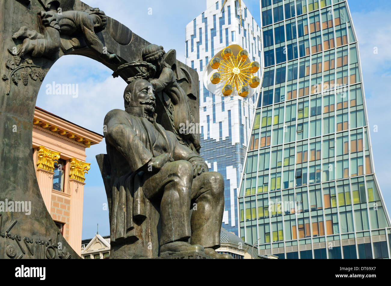 Un monumento di Ilia Chavchavadze, ampiamente considerato come uno dei padri fondatori della moderna Georgia, Batumi, Repubblica di Georgia Foto Stock