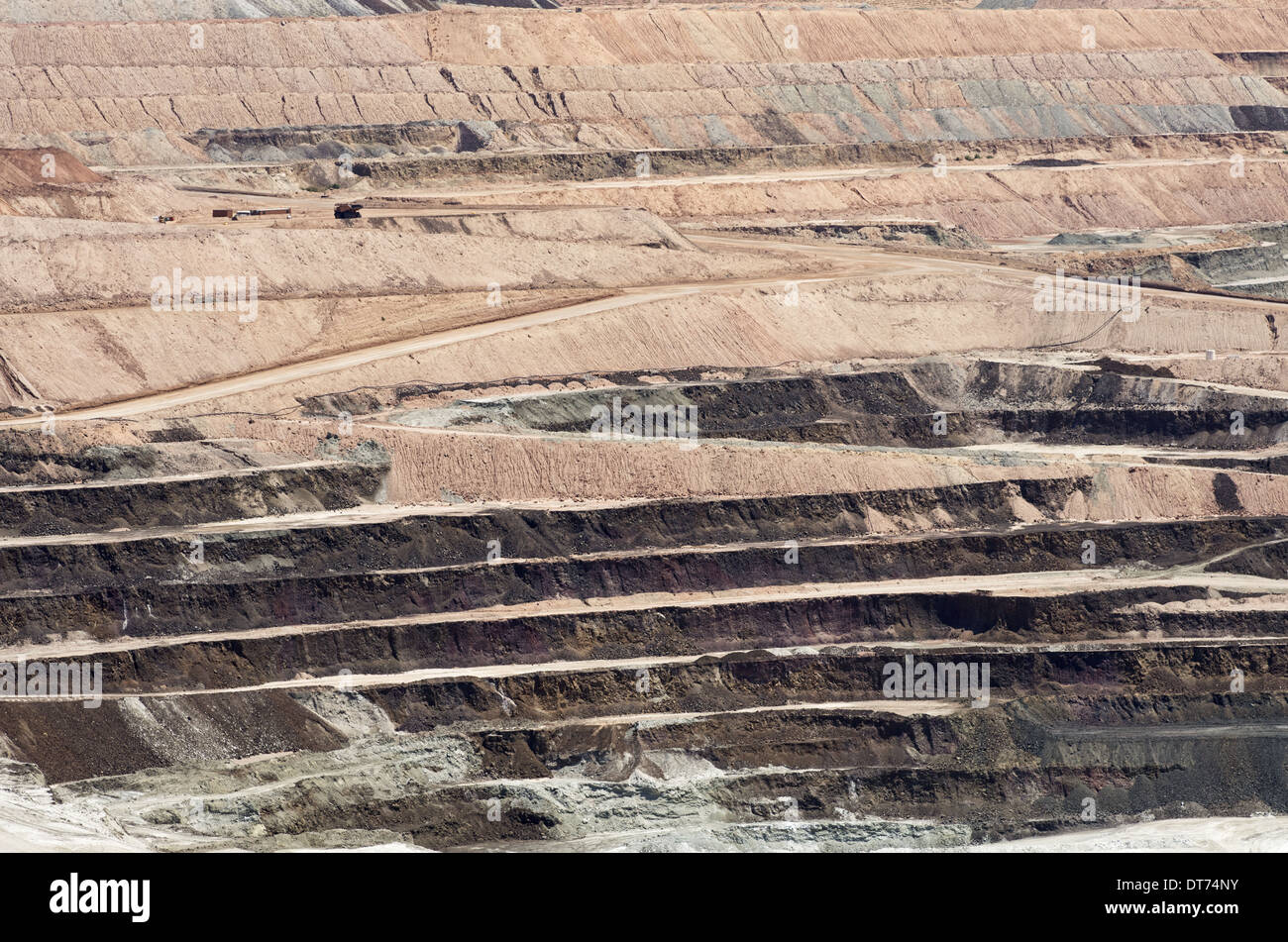 Imponente miniera a cielo aperto di minerali di borato Foto Stock