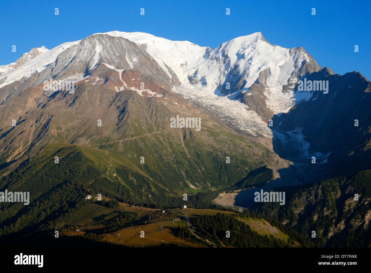 Sulle Alpi francesi. Il Mont Blanc. La più alta montagna d'Europa (4810 m). Foto Stock