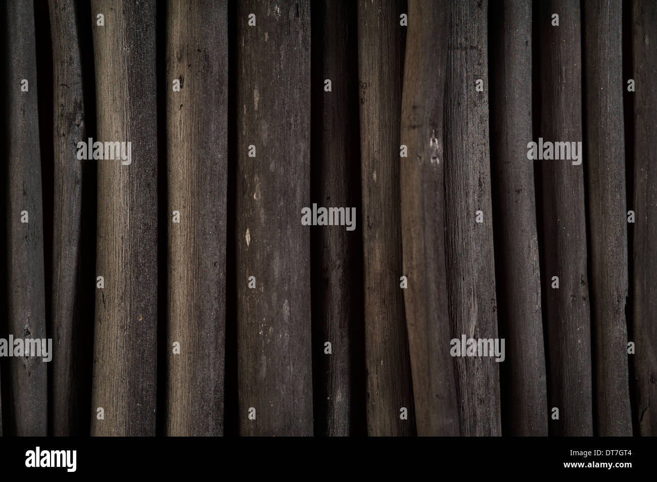 Grigio scuro di carbone di legno di texture, chiudere fino in background per l'uso. Foto Stock