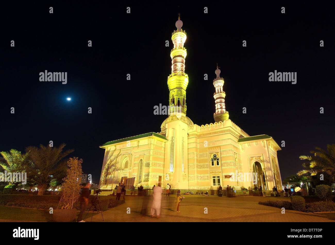 Sharjah Light Festival, la moschea Masjid Al Majaz, emirato Sharjah Emirati Arabi Uniti, Vicino Oriente Foto Stock
