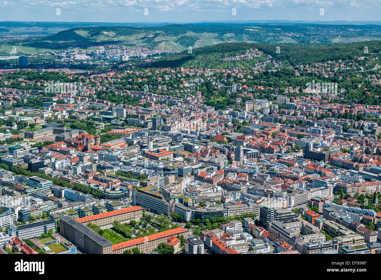 Germania, Baden-Württemberg, vista aerea di Stoccarda, la metropoli sveva Foto Stock