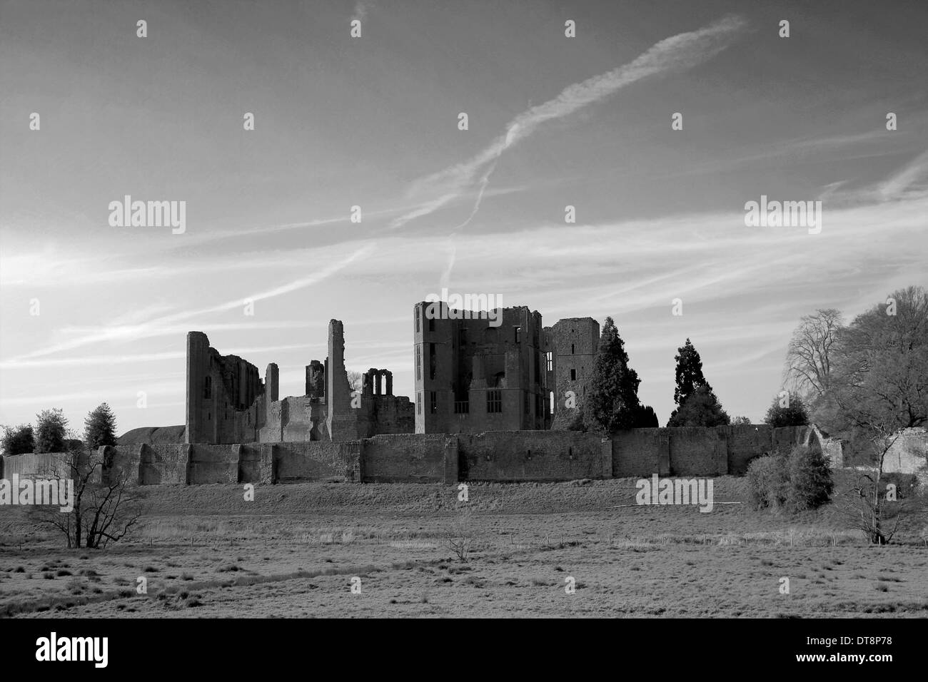 Il paesaggio del mastio del Castello di Kenilworth Kenilworth town Warwickshire County Inghilterra Gran Bretagna REGNO UNITO Foto Stock