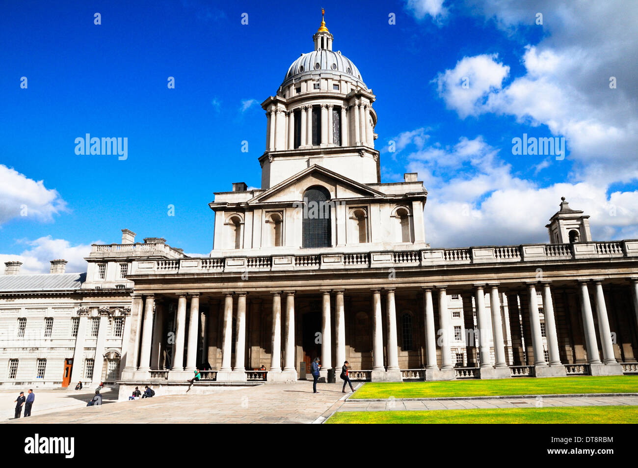 Old Royal Naval College (ora sede dell'Università di Greenwich e al Trinity College of Music), Greenwich, London, Regno Unito Foto Stock