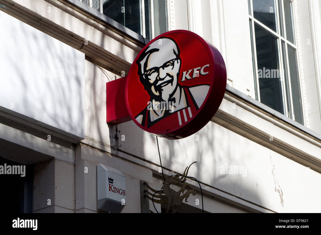 KFC fast food, Cardiff, Galles. Foto Stock