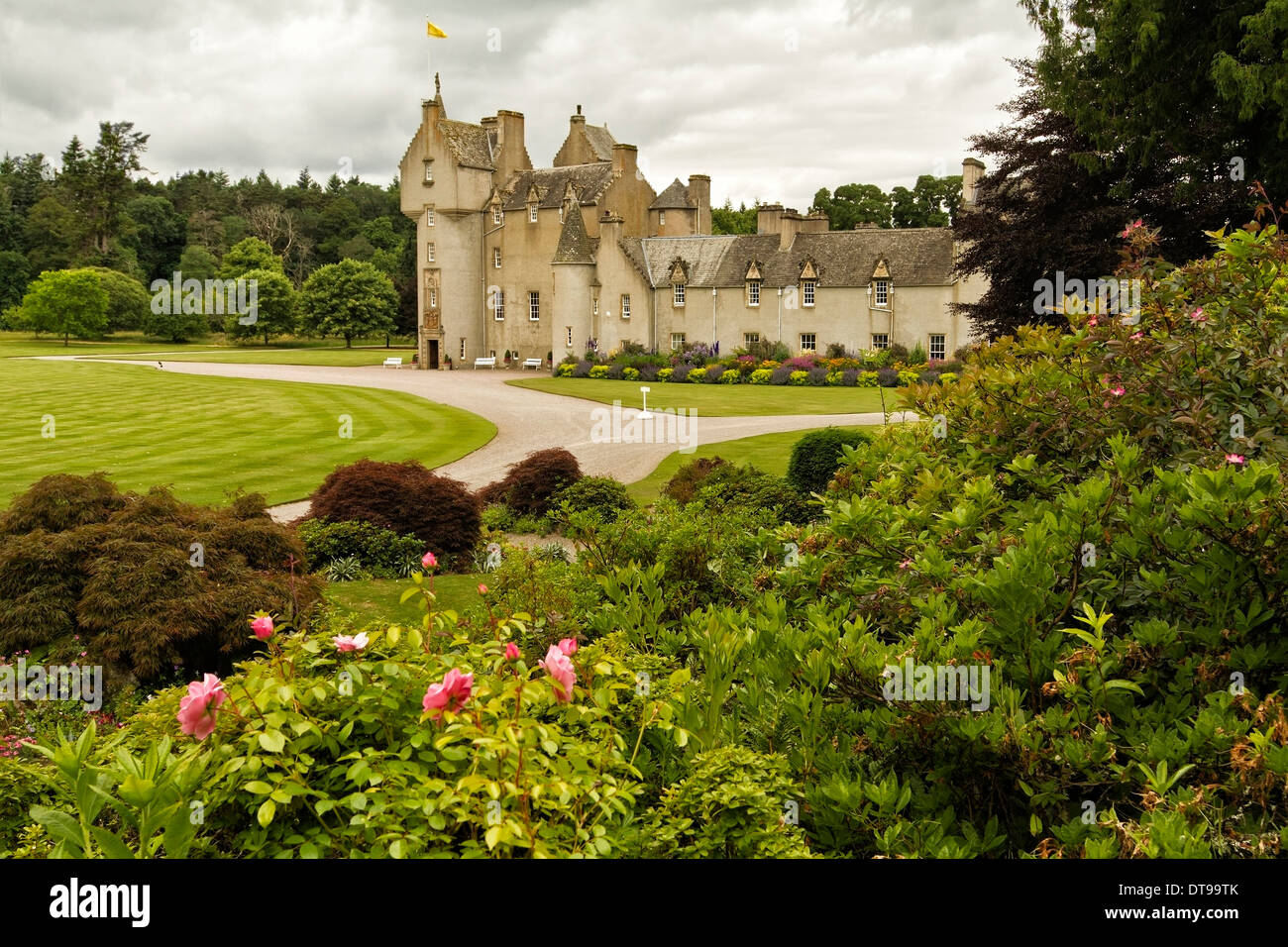 Il castello di Ballindalloch (conosciuta anche come la Perla del Nord) tra Dufftown e Grantown-on-Spey, Banffshire, Scozia. Foto Stock