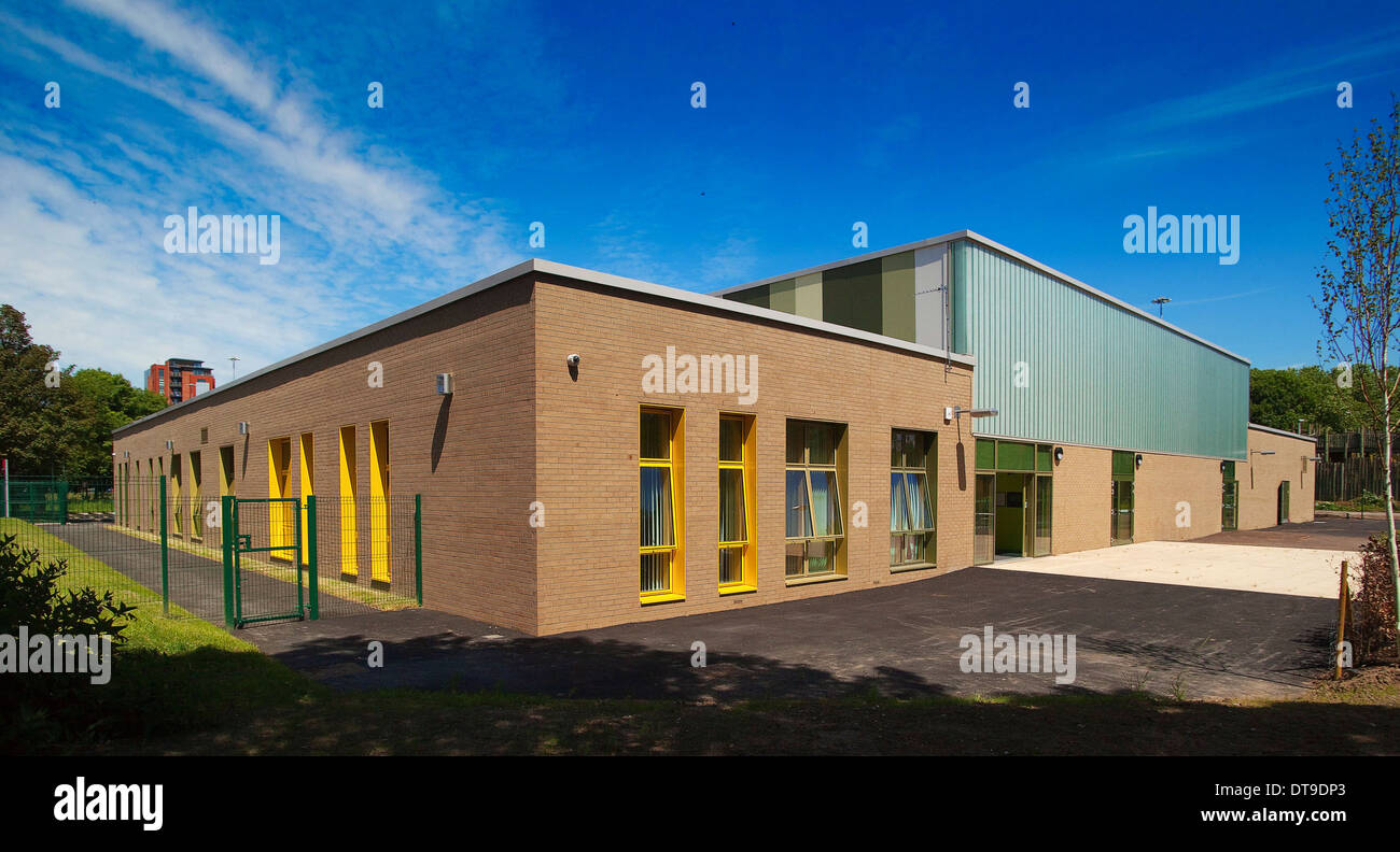 La nuova build Castlefield Scuola, Jacksons Crescent, Hulme, Greater Manchester Foto Stock