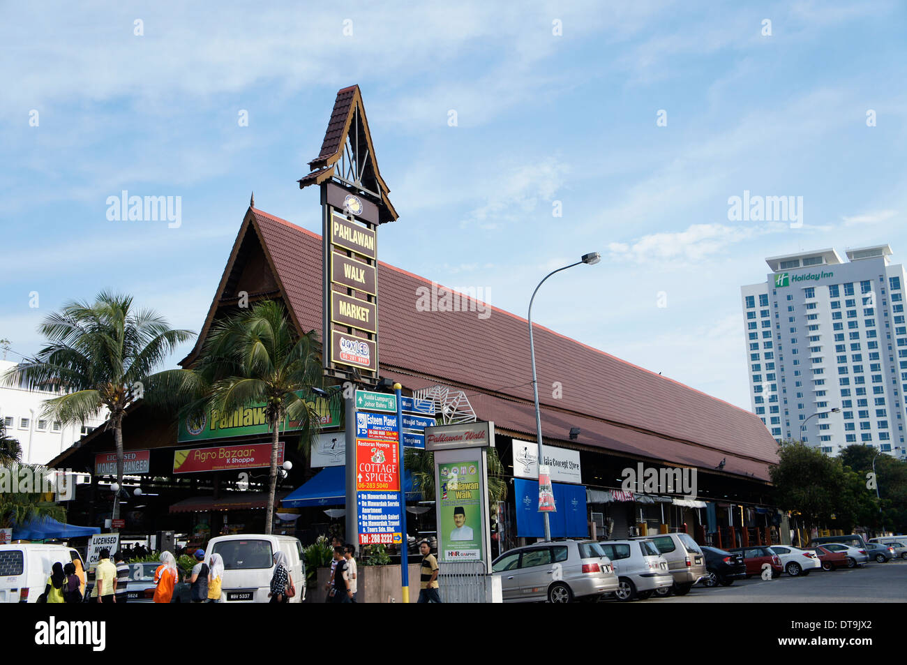 Pahlawan a piedi mercato artigianale Malacca, Malaysia Foto Stock
