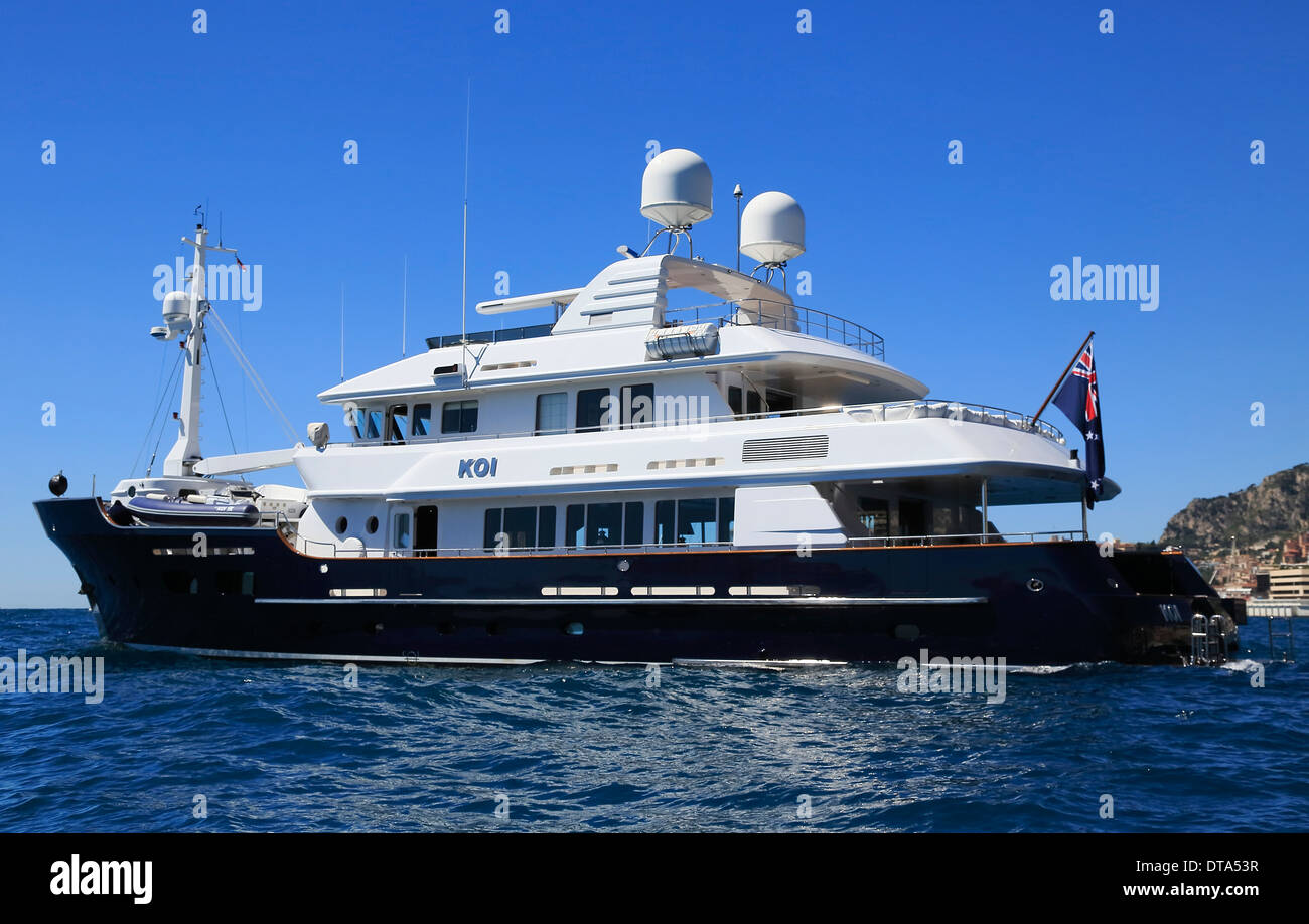 McMullen & Wing motoryacht Koi all'ancoraggio di fronte al Principato di Monaco Foto Stock