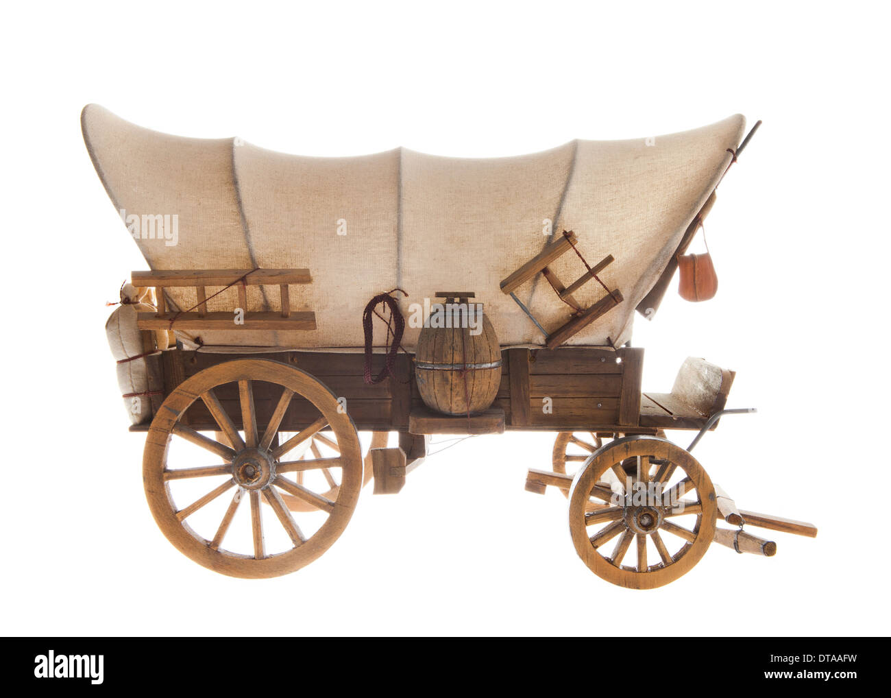 Vecchia Carrozza isolato su bianco Foto Stock