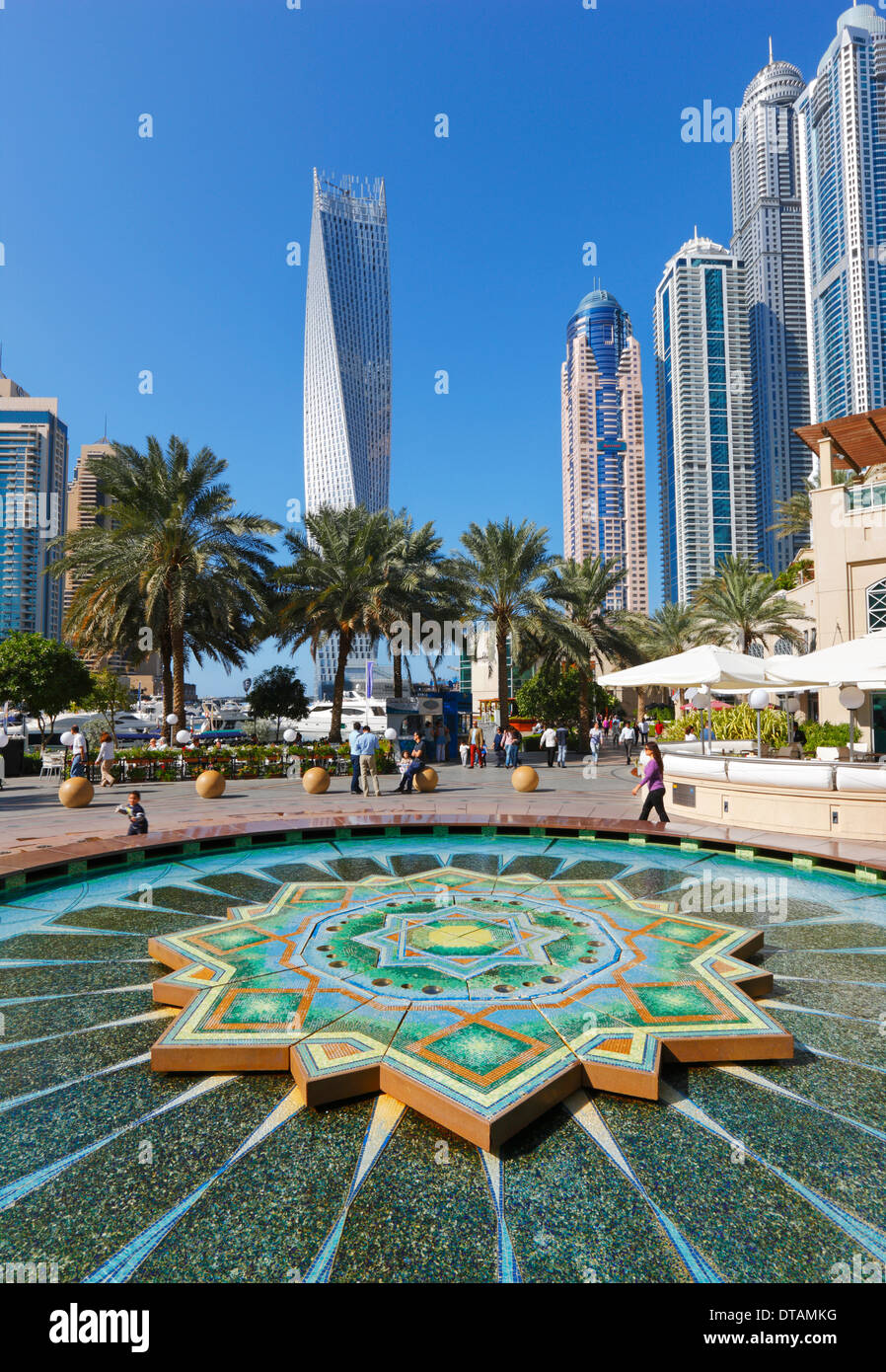 Fontana in Dubai Marina Foto Stock