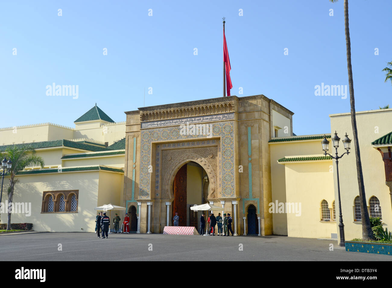Cancello di ingresso, Palazzo Reale di Rabat, Rabat, Rabat-Salé-Zemmour-Zaer regione, il Regno del Marocco Foto Stock