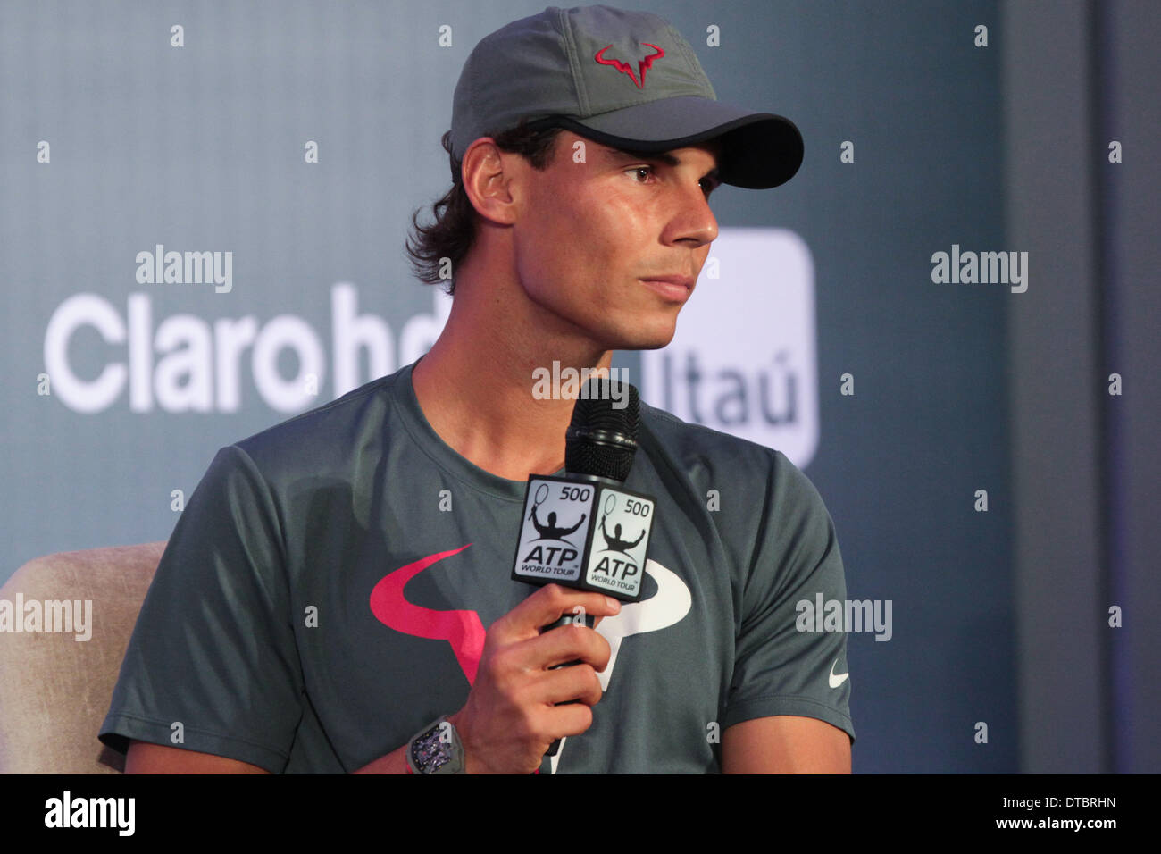RIO DE JANEIRO, 14.02.2014 - Rafael Nadal durante la conferenza stampa del Rio Open ATP 500 a Jockey Clube Brasileiro Foto Stock