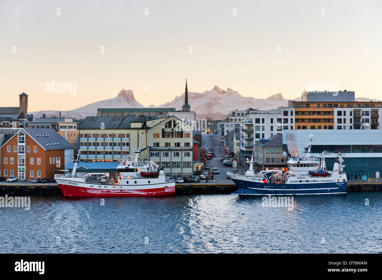 Il porto di Bodø, Norvegia. Nordland County, Salten regione. Foto Stock