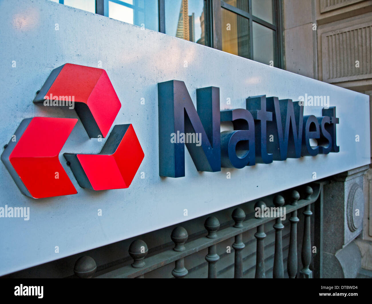 Natwest logo, City of London, Londra, Inghilterra, Regno Unito Foto Stock