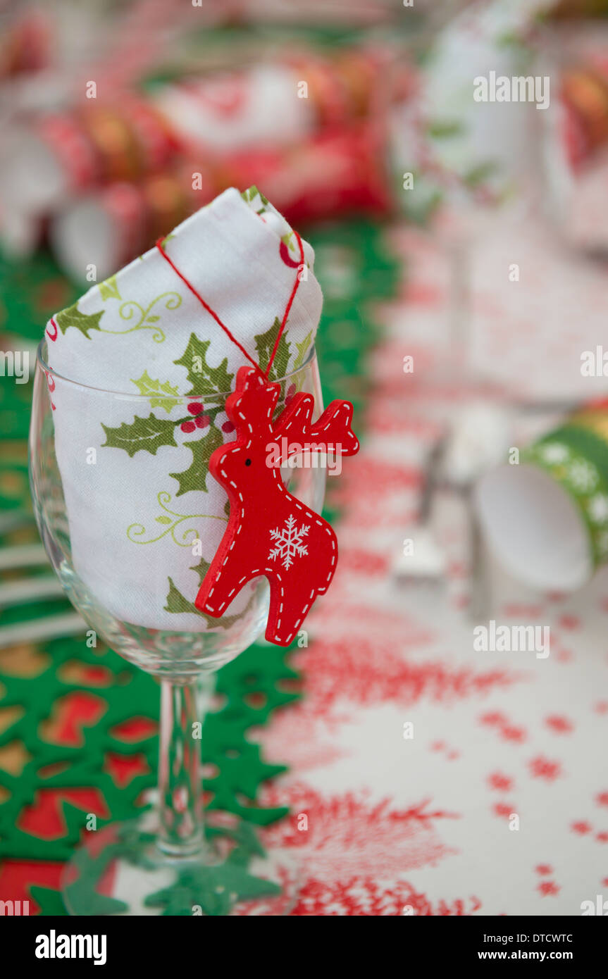 Una tabella prevista per il Natale Foto Stock
