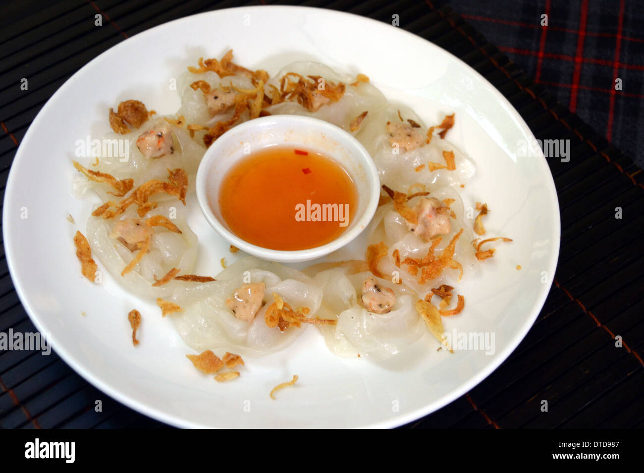 Rosa Bianca banh bao vac shimp gnocco in Hoi An, Vietnam Foto Stock