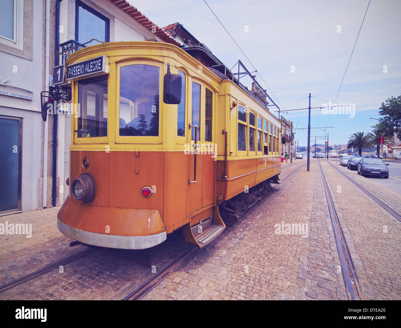 Passeio Alegre numero 1 fermata di tram andando lungo il fiume Douro a Porto, Portogallo Foto Stock