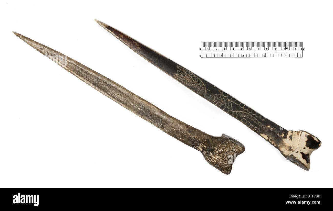 Coltello di osso da Papua Nuova Guinea Foto Stock Coltello di osso da Papua Nuova Guinea Foto Stock