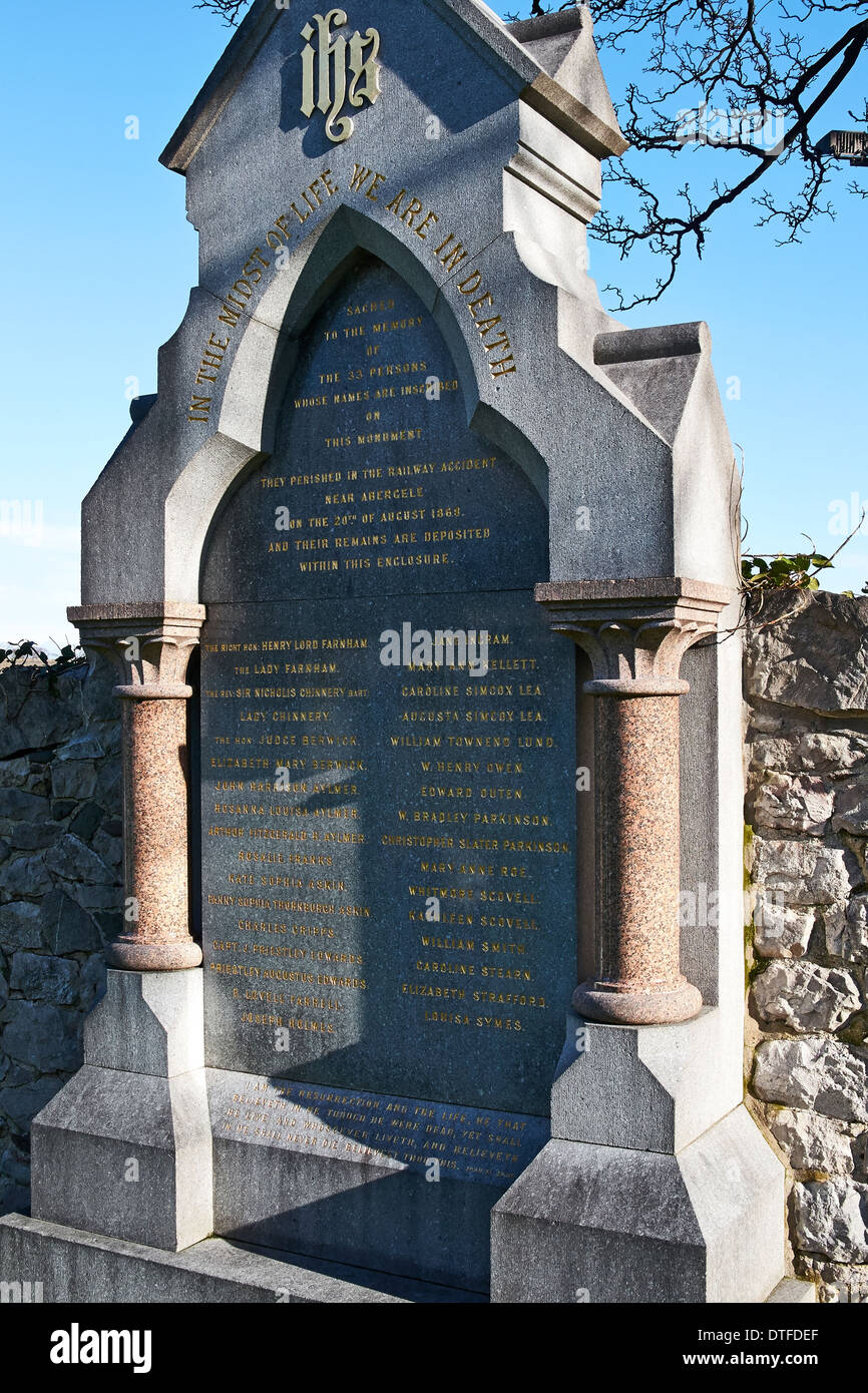Memorial in Abergele cantiere della chiesa nel Galles del Nord per le vittime del disastro ferroviario del 20 agosto 1868 a Llanddulas. Foto Stock