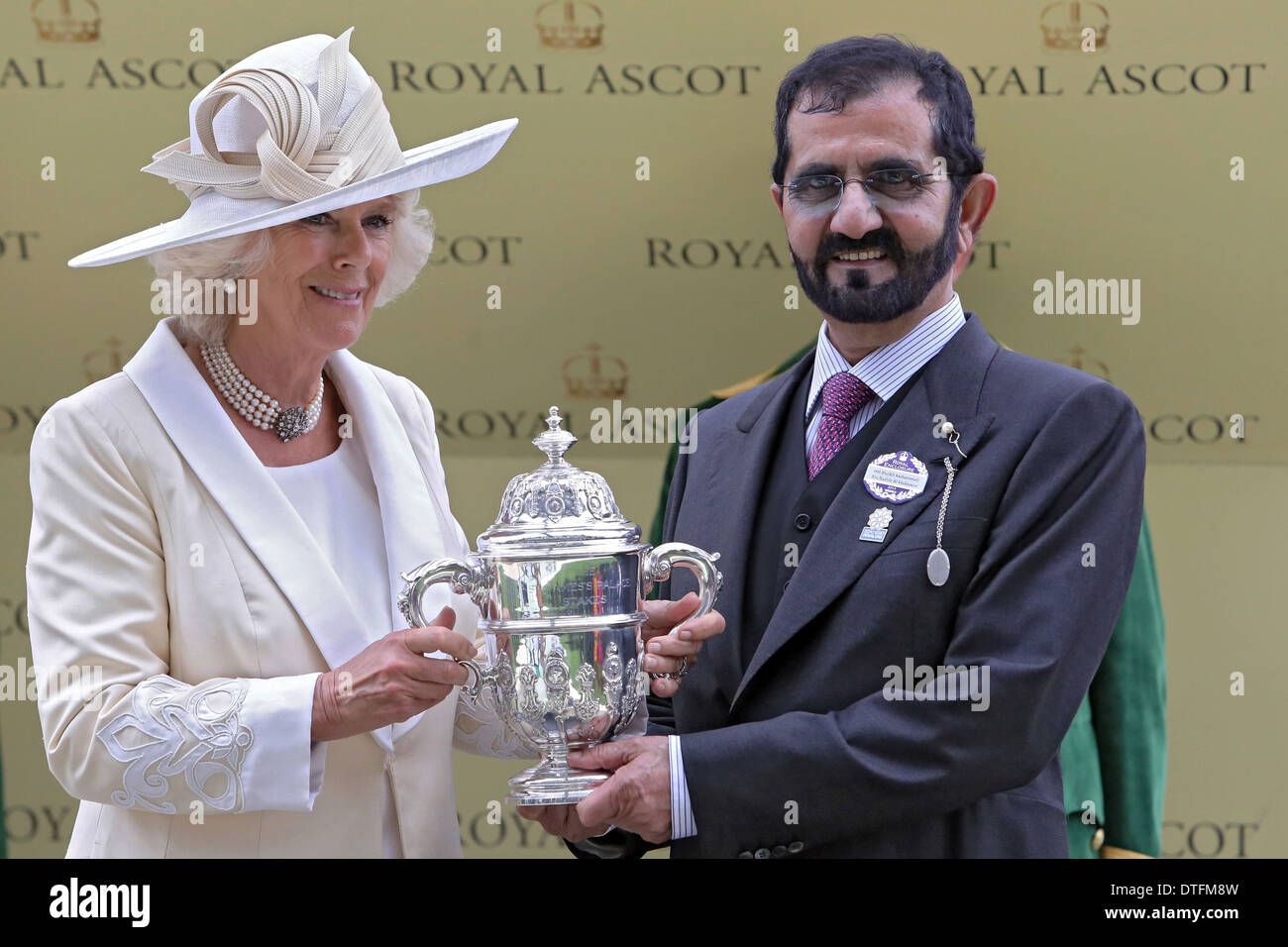 Ascot, Gran Bretagna, Camilla e Sheikh Mohammed Bin Rashid Al Maktoum Foto Stock